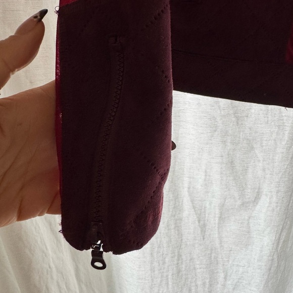 LACED Jacket - Picture 4 of 5